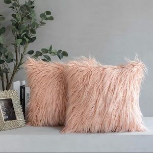 1 Phantoscope Faux Fur Throw Pillow Cover